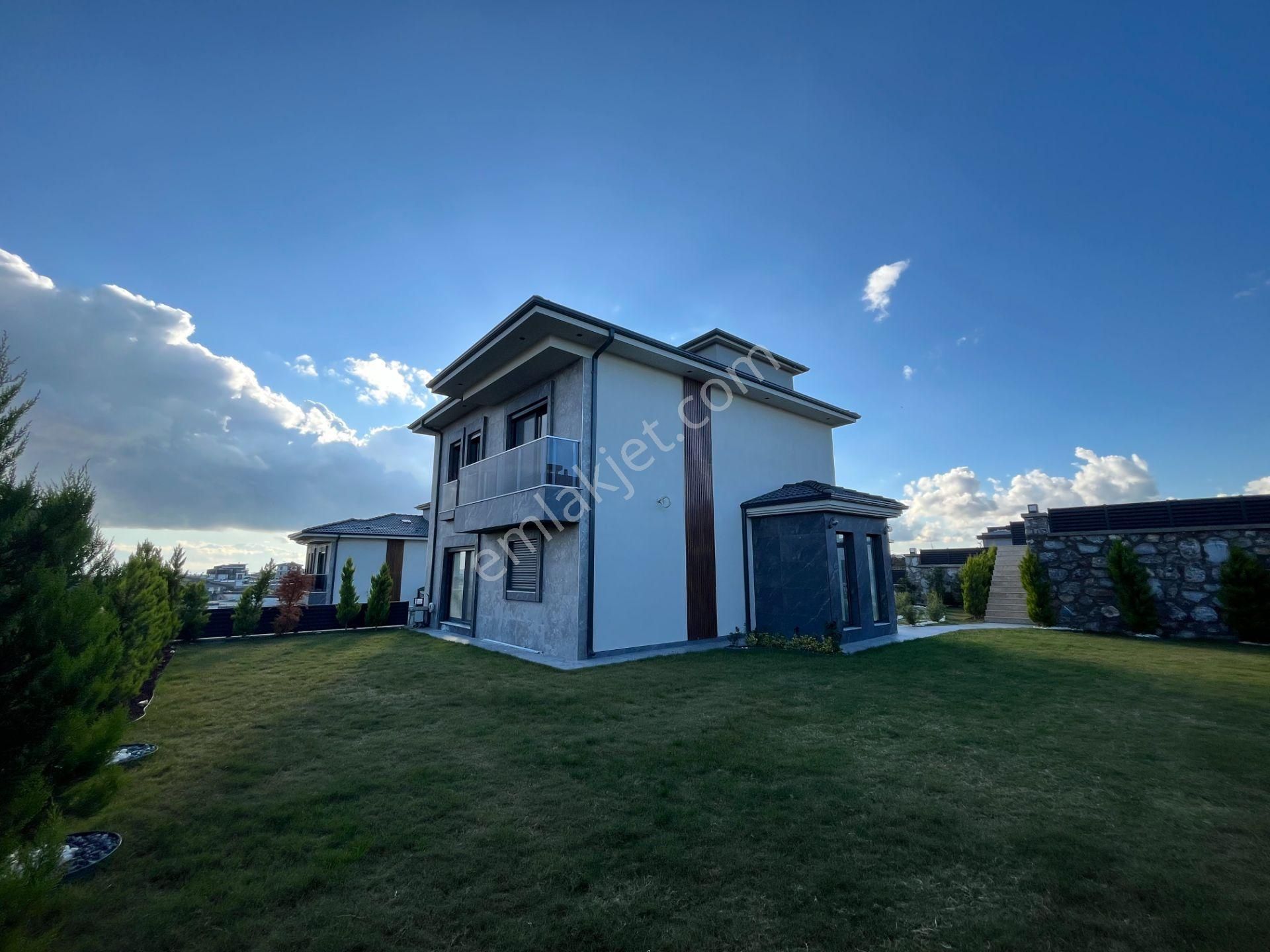 Seferihisar Bahçeşehir – Özel Yaşam Konseptli Lüks Villa - Görsel 30