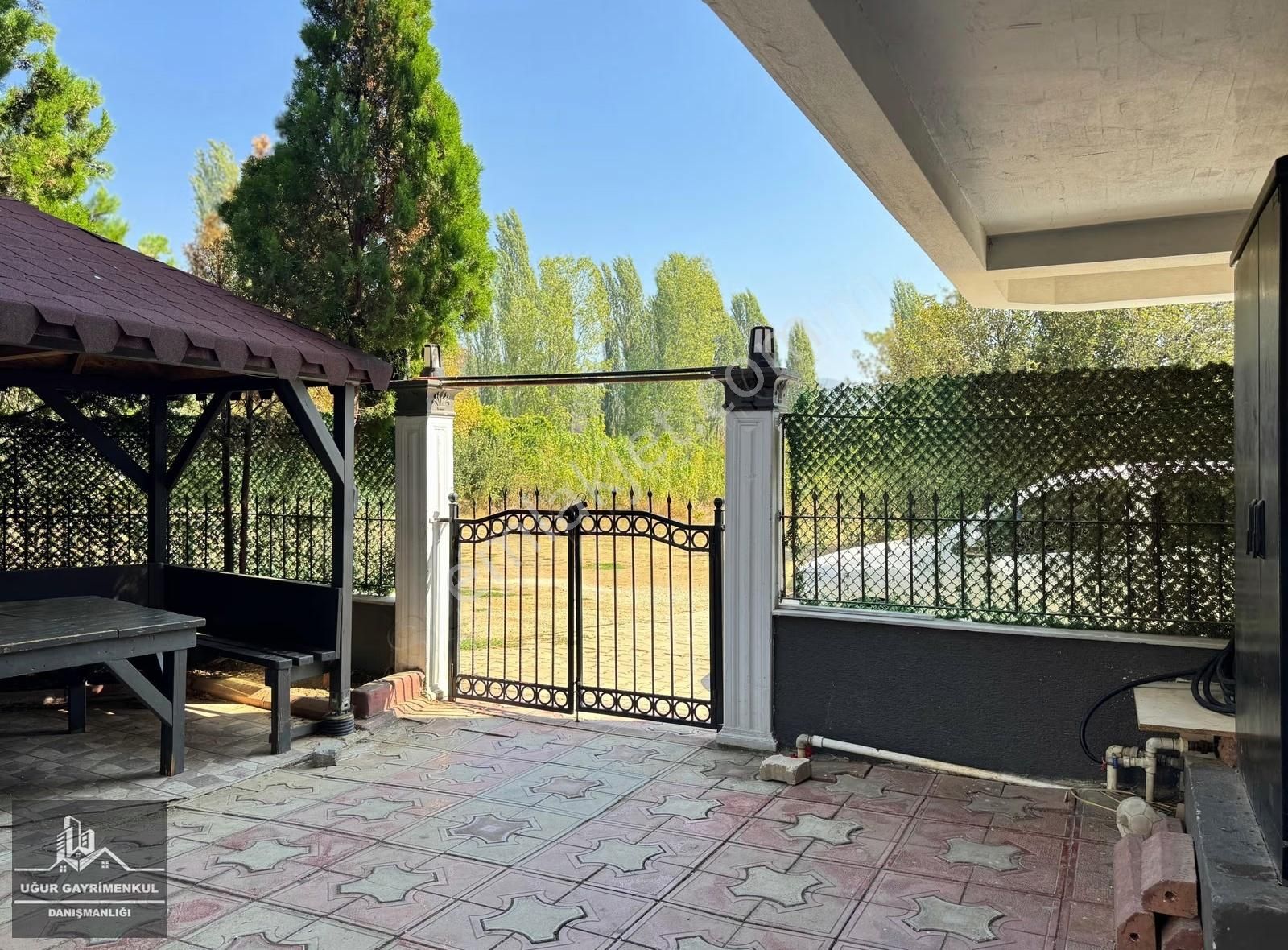 Uğur Gayrimenkul'den Kumla'da Havuzlu Site İçerisinde 2+1 Daire - Görsel 24
