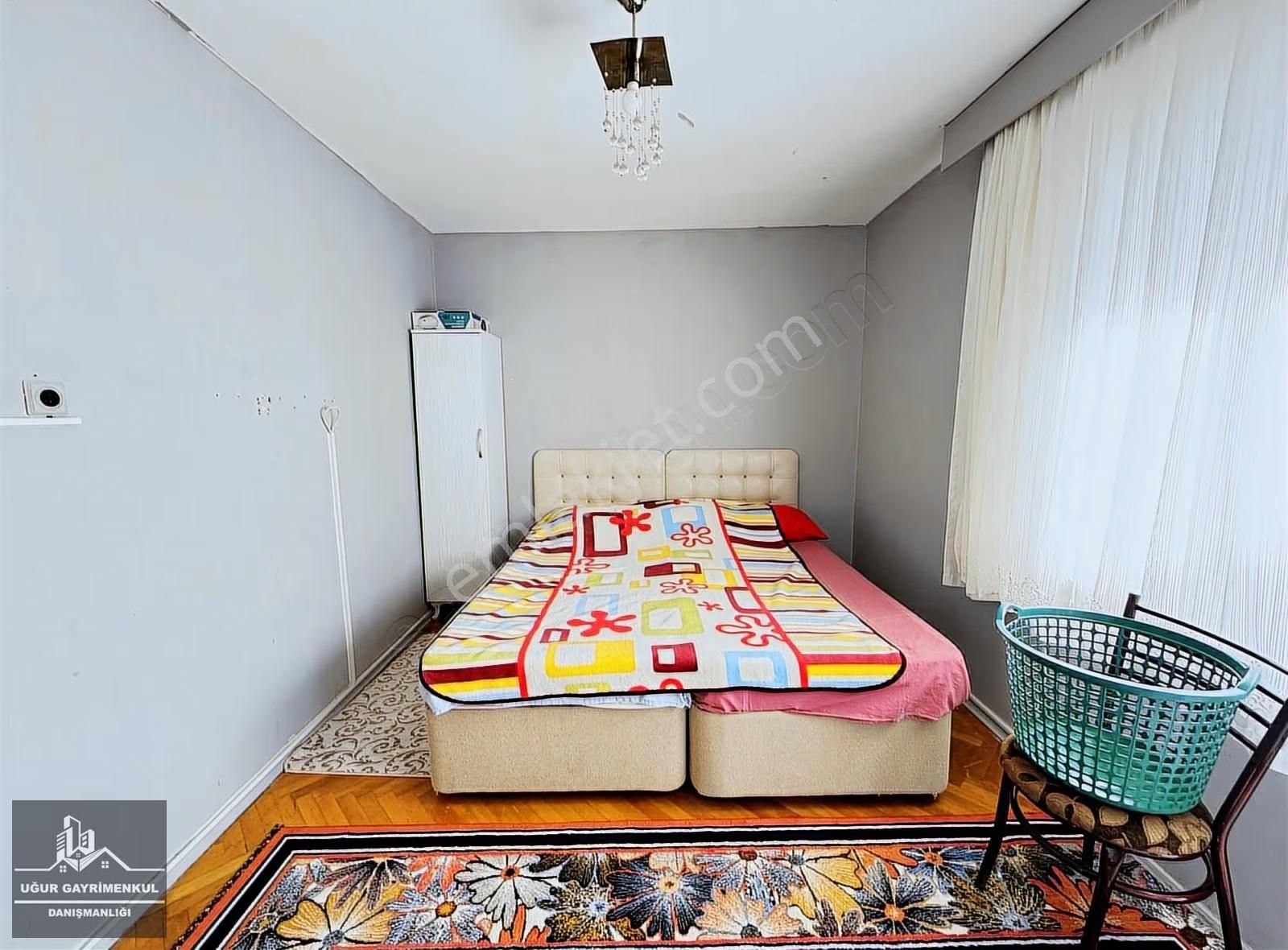 Uğur Gayrimenkul'den Şehir Merkezinde Ara Kat Satılık 2+1 Daire - Görsel 9