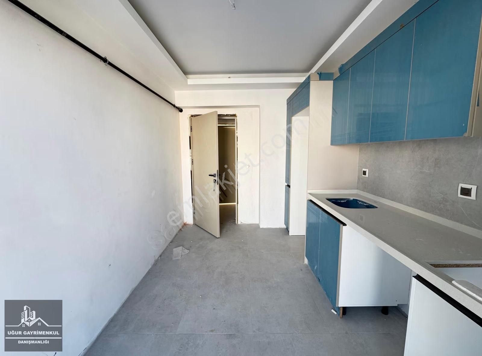 Uğur Gayrimenkul'den Manastır'da Modern Tasarımlı 3+1 Daire - Görsel 8