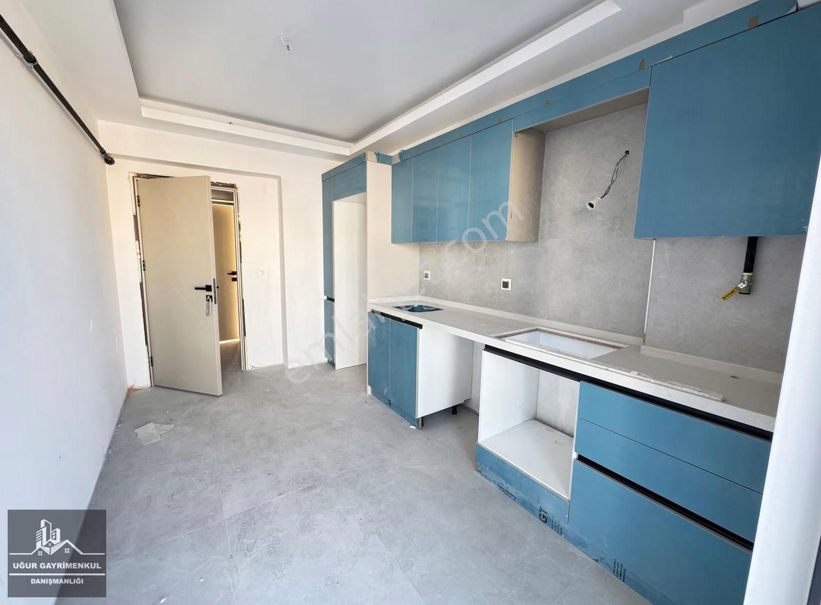 Uğur Gayrimenkul'den Manastır'da Modern Tasarımlı 3+1 Daire - Görsel 30