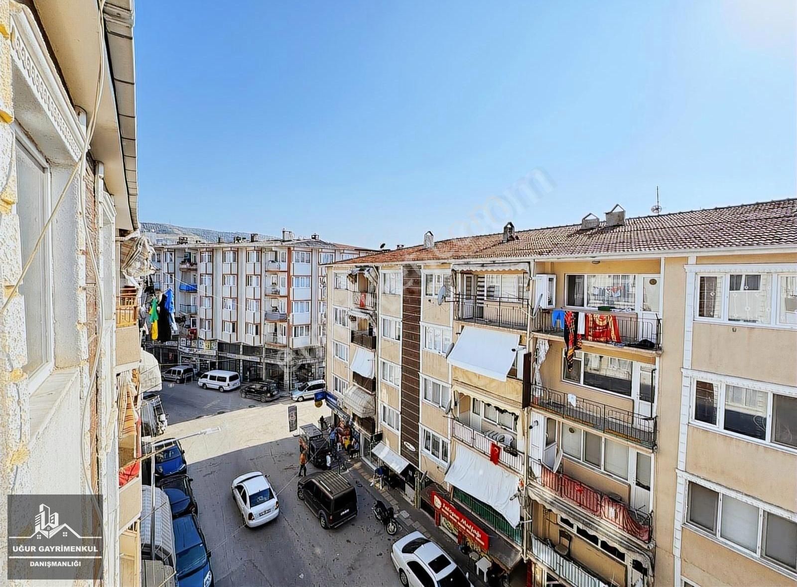 Uğur Gayrimenkul'den Orhangazi Caddesinde Satılık 3+1 Daire - Görsel 19