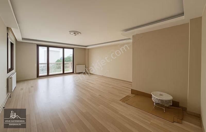 Uğur Gayrimenkul'den Manastır'da Geniş Ve Modern 3+1 Daire - Görsel 24