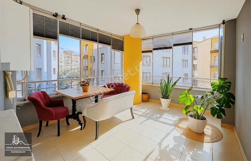 Uğur Gayrimenkul'den Manastır'da Geniş Ve Modern 3+1 Daire - Görsel 13