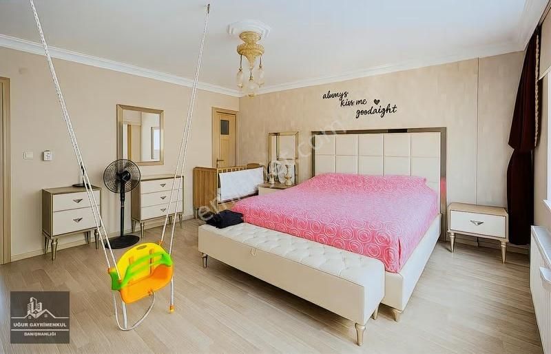 Uğur Gayrimenkul'den Manastır'da Geniş Ve Modern 3+1 Daire - Görsel 3