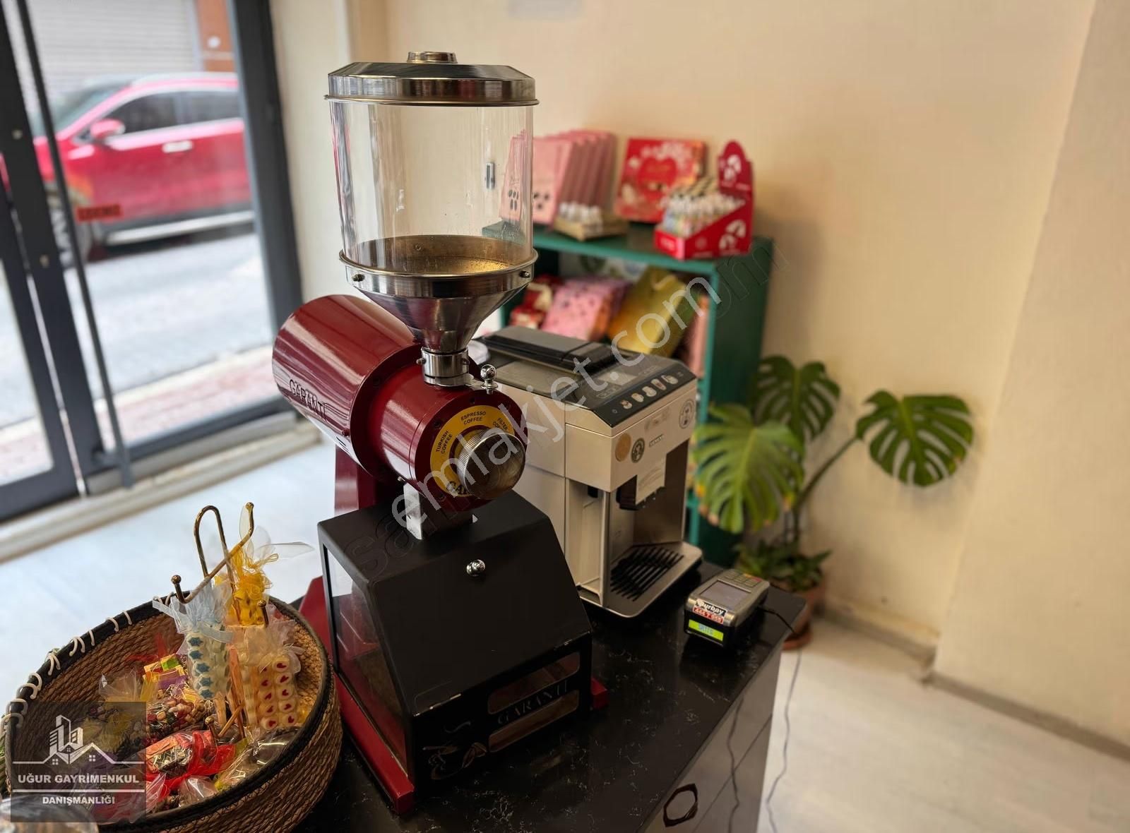 Uğur Gayrimenkulden Cadde Üzerinde Devren Satılık Kahve Dükkanı - Görsel 25