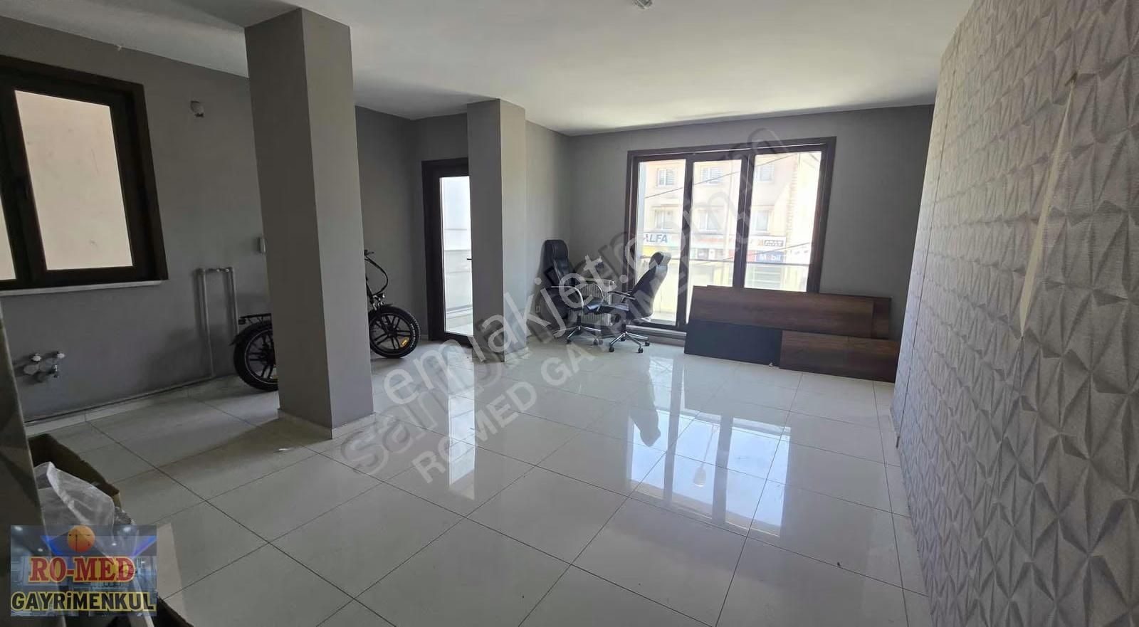 İstanbul Sancaktepe'de 140m2 Satılık Fırsat Ofis - Görsel 9
