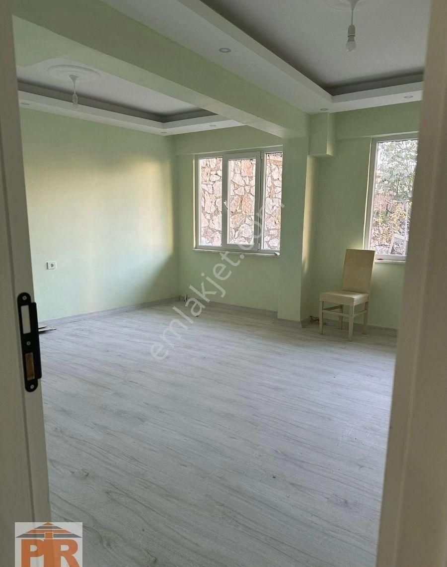 Lise Caddesinde İçi Full Yapılı Masrafsız Satılık Daire - Görsel 11