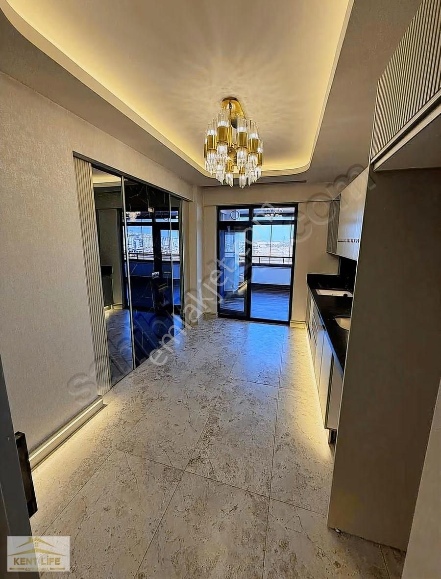 Göktürkte Geniş Stadyum Yanında 2+1 Önü Açık - Görsel 2