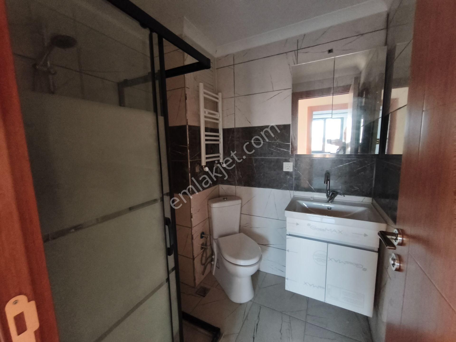 Çok Acil Sultanbeyli Tugutreis Cade Üstü Satılık 110 M.3+1 Daire - Görsel 18