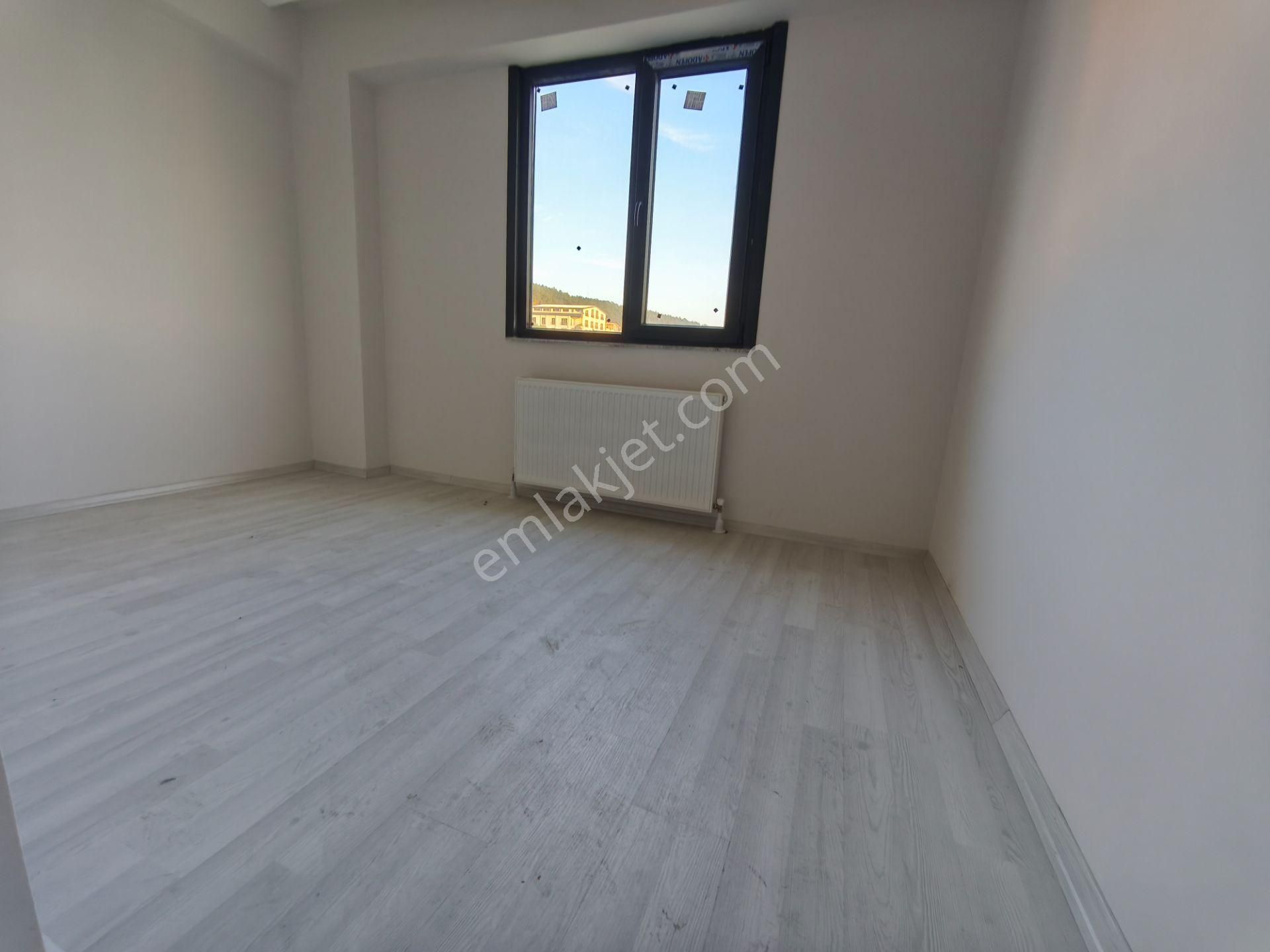 Çok Acil Sultanbeyli Tugutreis Cade Üstü Satılık 110 M.3+1 Daire - Görsel 6