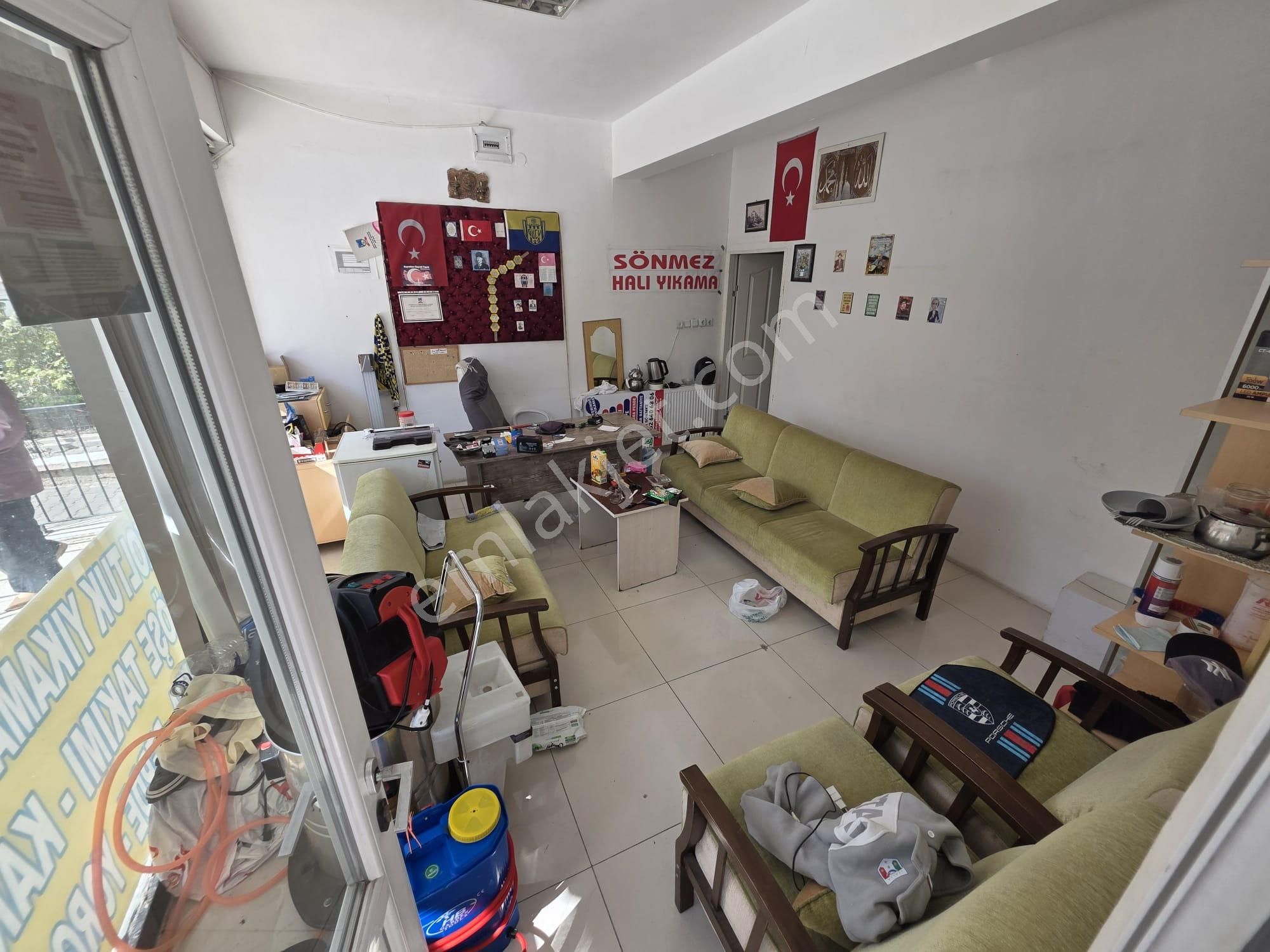 Çambaşı Caddesine Komşu 250 M2 Köşe Konumlu Dükkan - Görsel 2