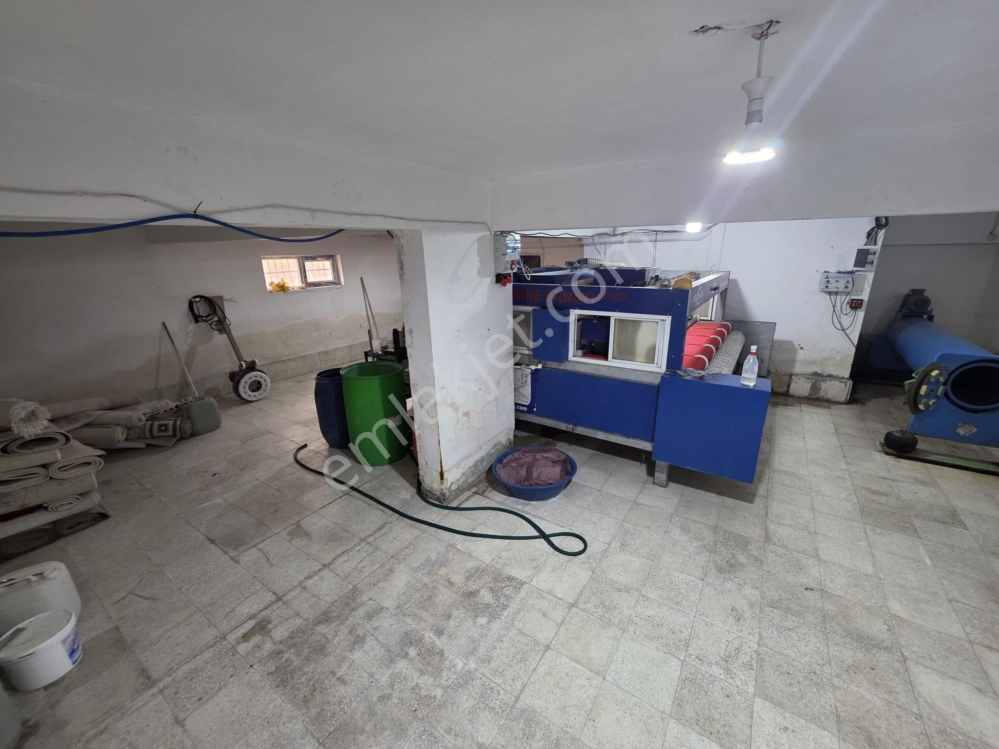 Çambaşı Caddesine Komşu 250 M2 Köşe Konumlu Dükkan - Görsel 4