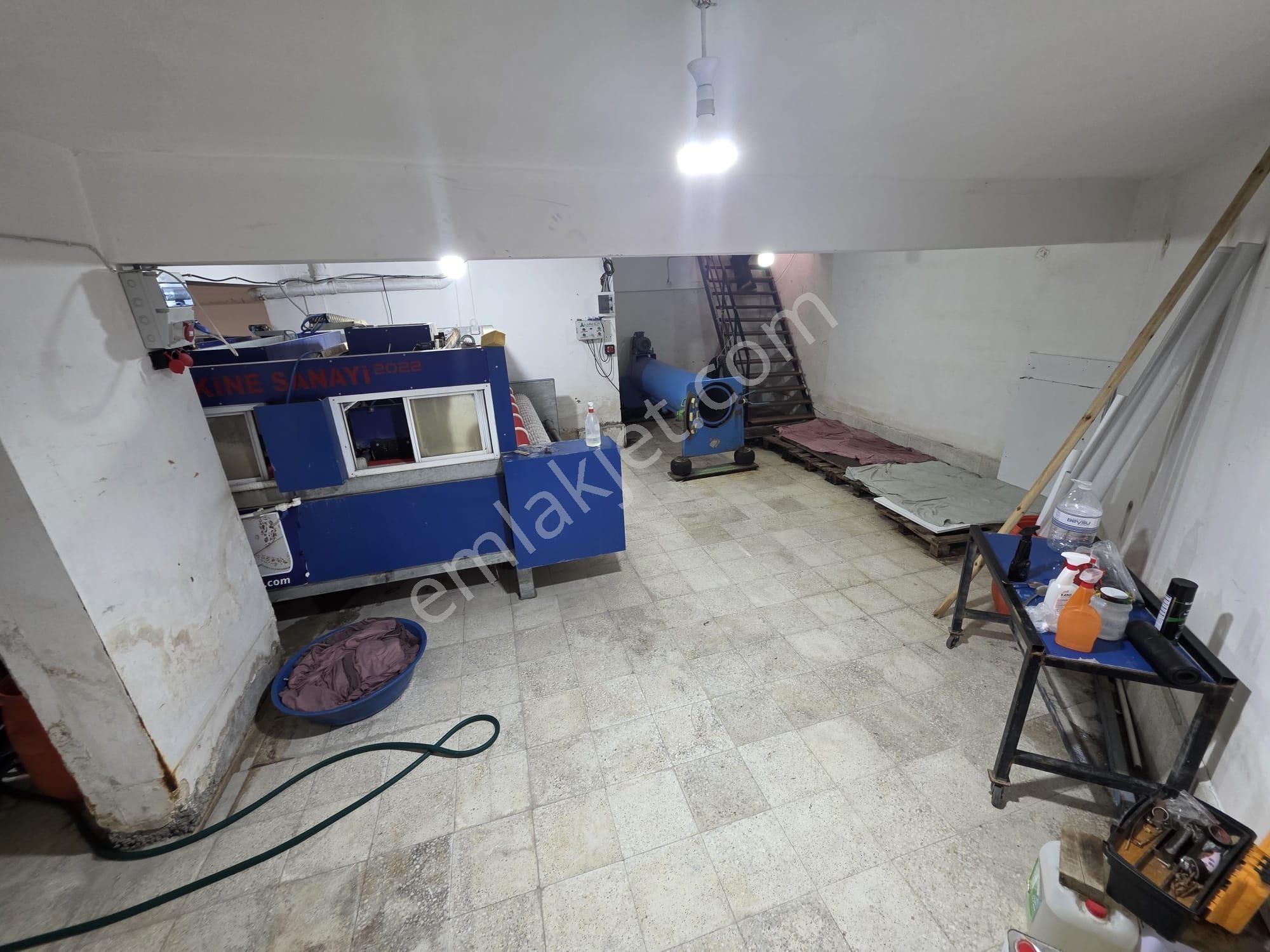 Çambaşı Caddesine Komşu 250 M2 Köşe Konumlu Dükkan - Görsel 6