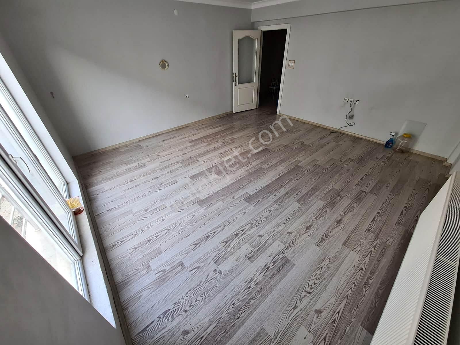 Yükseltepe'de Yeni Binada Asansörlü Cam Balkonlu 3+1 Kiralık - Görsel 12