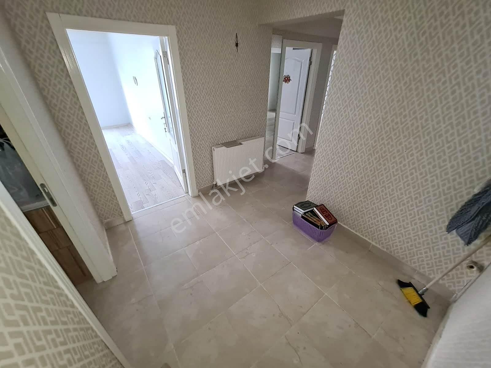 Yükseltepe'de Yeni Binada Asansörlü Cam Balkonlu 3+1 Kiralık - Görsel 31