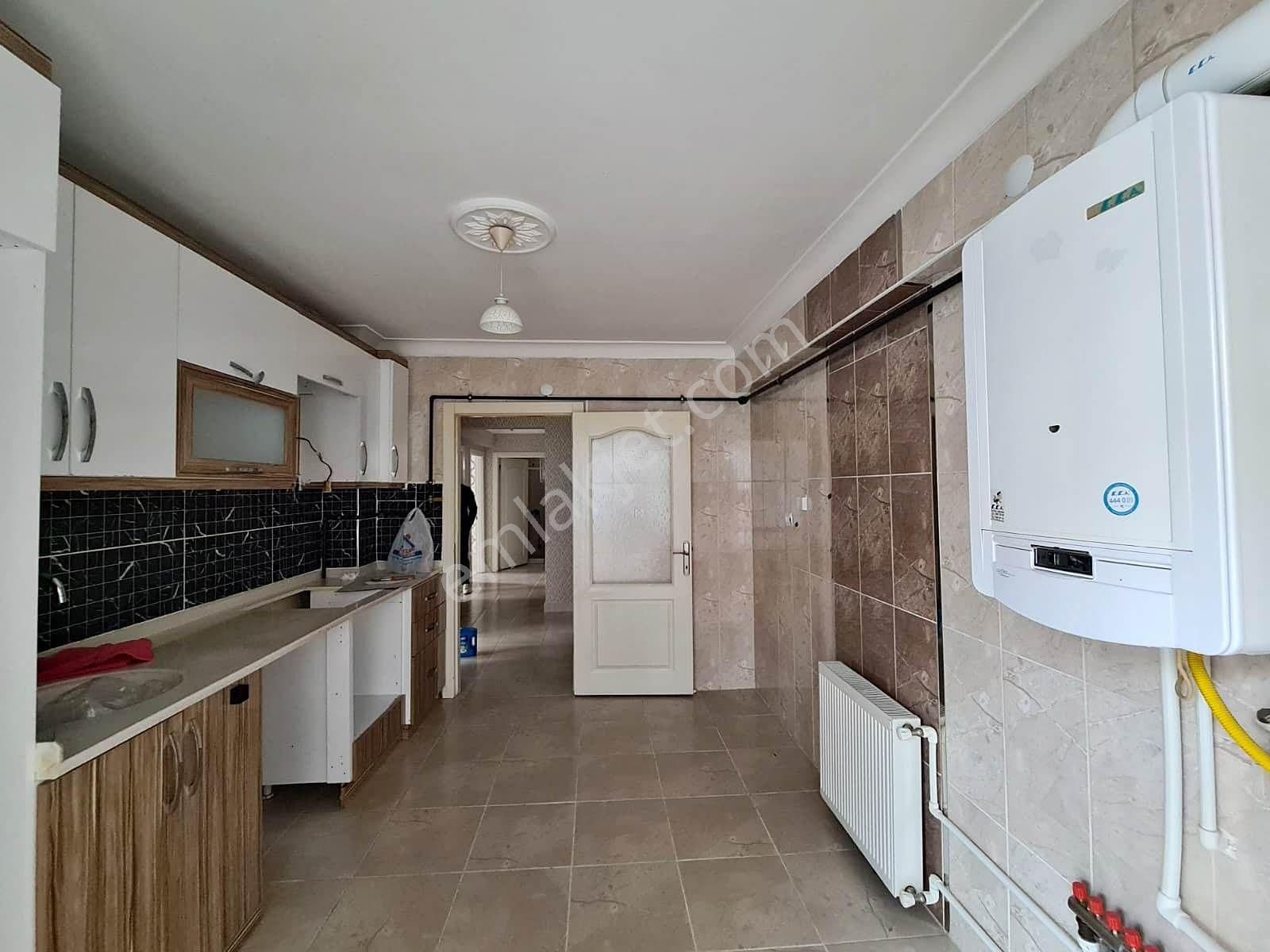 Yükseltepe'de Yeni Binada Asansörlü Cam Balkonlu 3+1 Kiralık