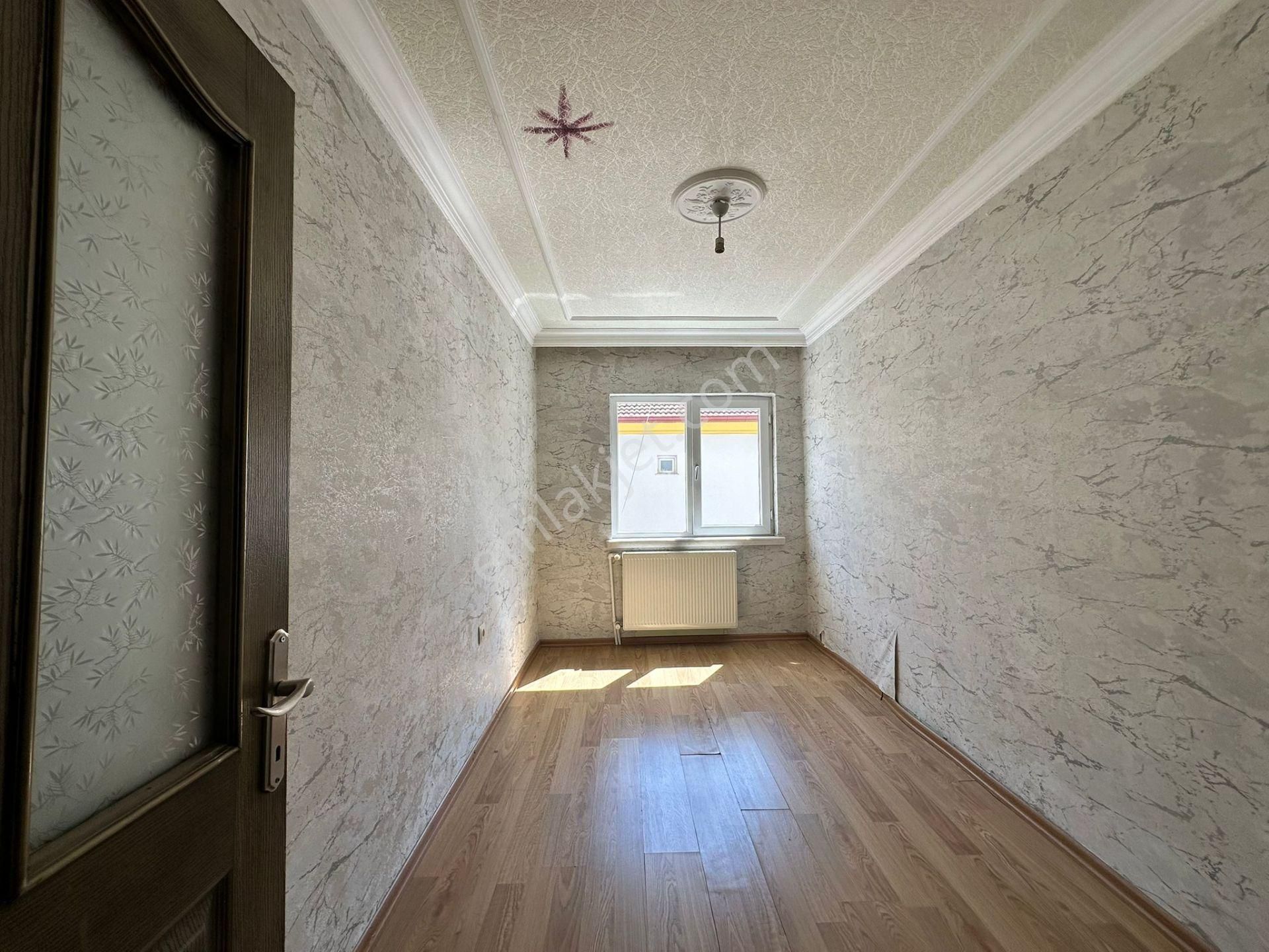 Kalecik Emlak'tan Merkez Mahallesin'de 6+2 Park Manzaralı Dublex Daire - Görsel 11