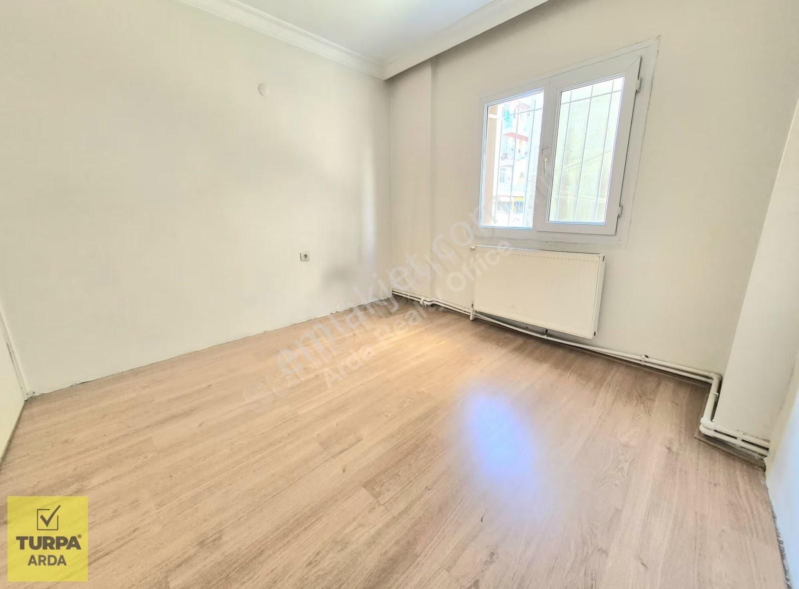 K.yaka Tuna Mah. Özel Teraslı Asansörlü Önü Açık 3+1 160 M2 - Görsel 8