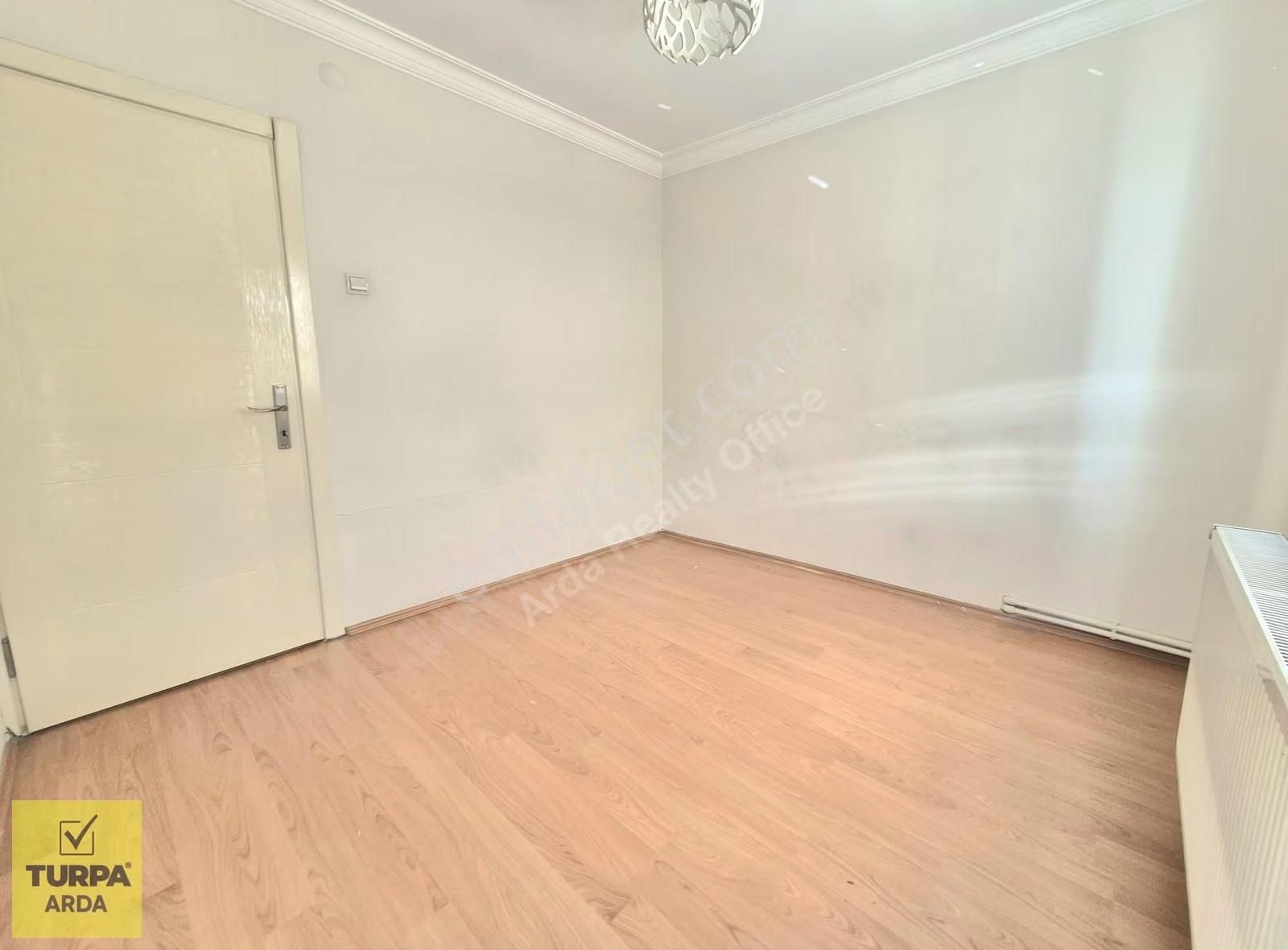 K.yaka Tuna Mah. Özel Teraslı Asansörlü Önü Açık 3+1 160 M2 - Görsel 31