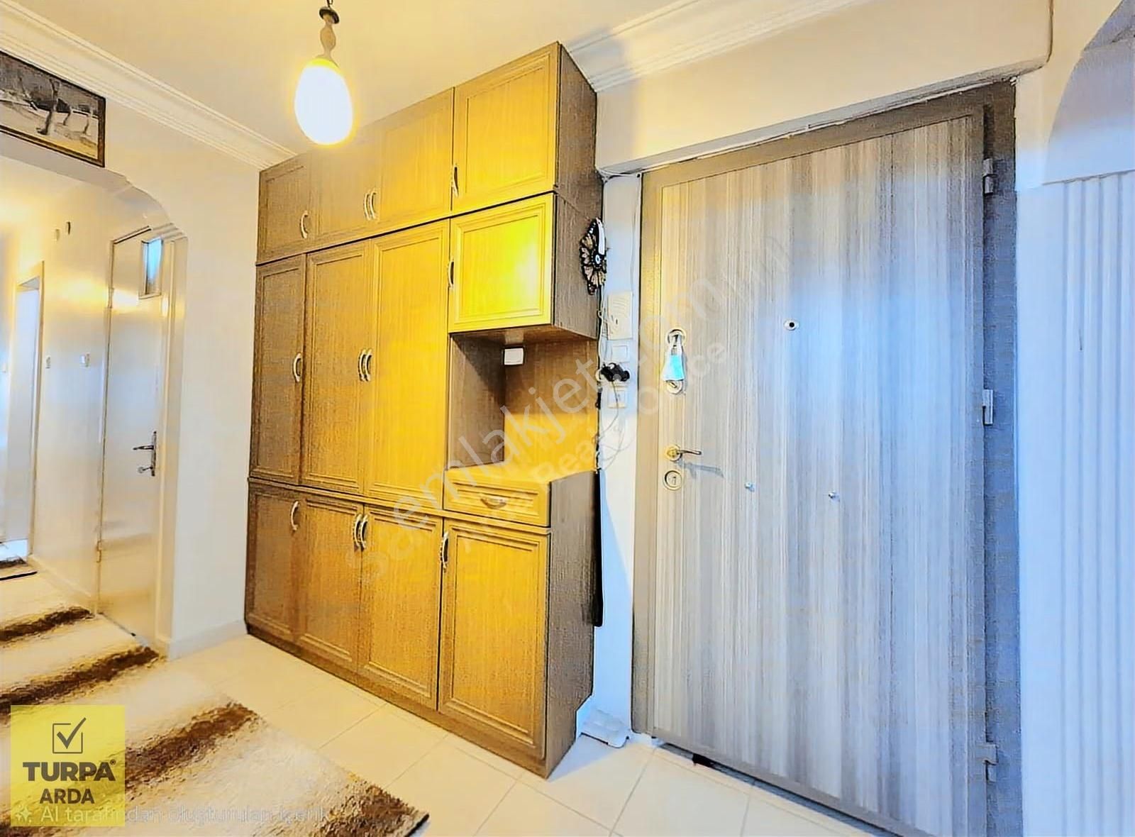 K.yaka Bahçelievler Mah. Çift Cephe D.gazlı 3+1 150 M2 - Görsel 25