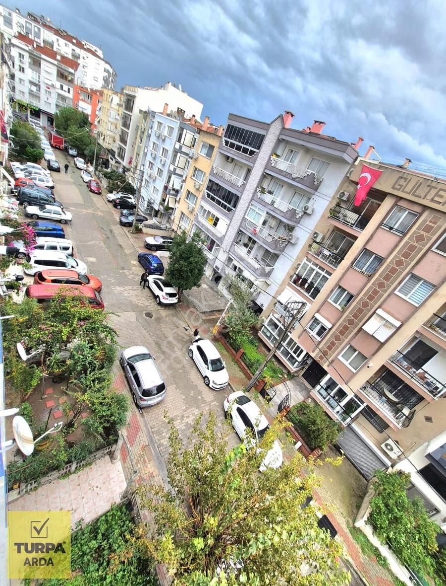 K.yaka Bahçelievler Mah. Çift Cephe D.gazlı 3+1 150 M2 - Görsel 20