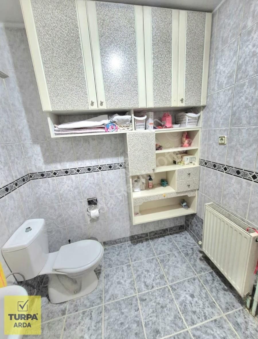 K.yaka Bahçelievler Mah. Çift Cephe D.gazlı 3+1 150 M2 - Görsel 23