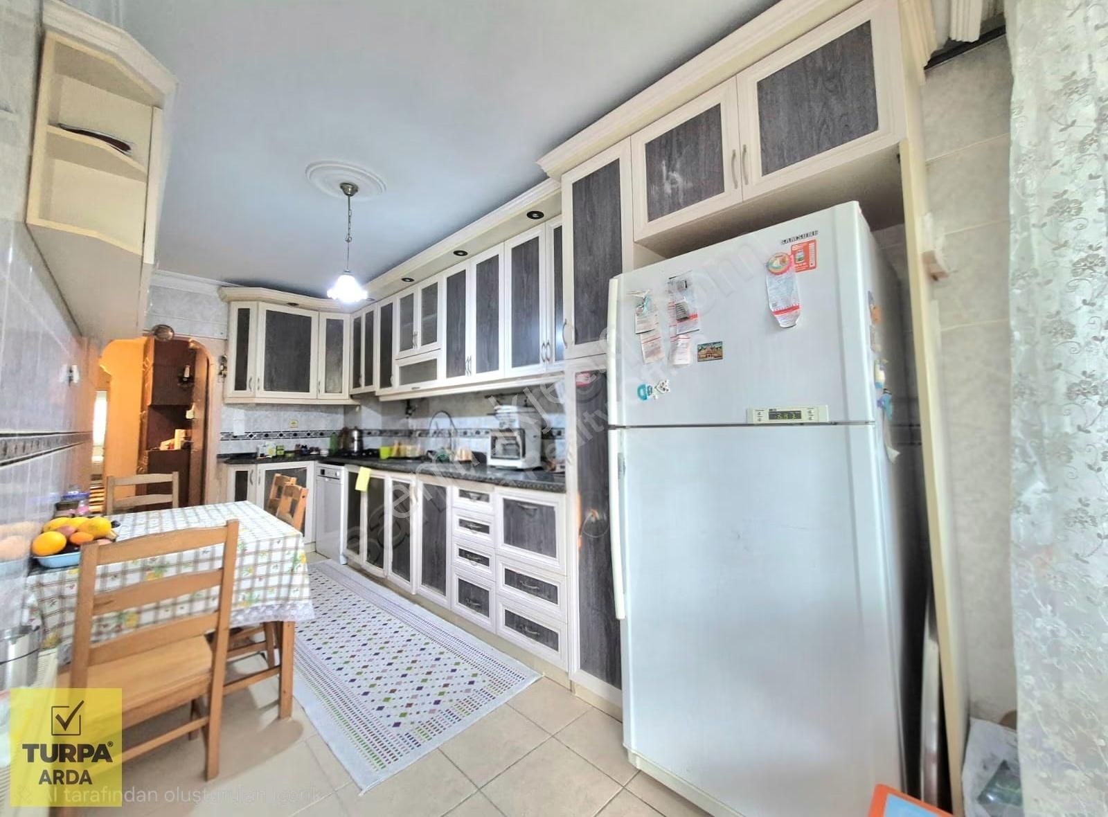 K.yaka Bahçelievler Mah. Çift Cephe D.gazlı 3+1 150 M2 - Görsel 19