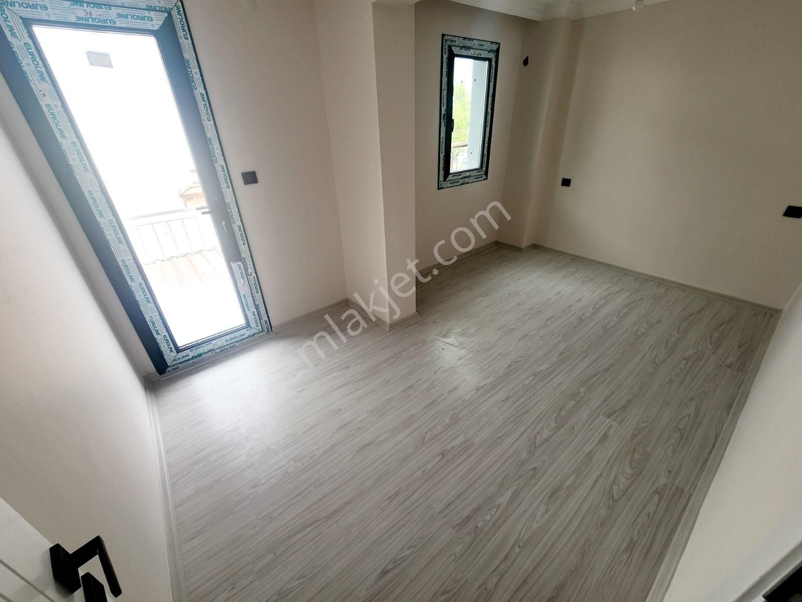 Güzelçamlı Da Plaja Çok Yakın Bahçeli Villa - Görsel 21