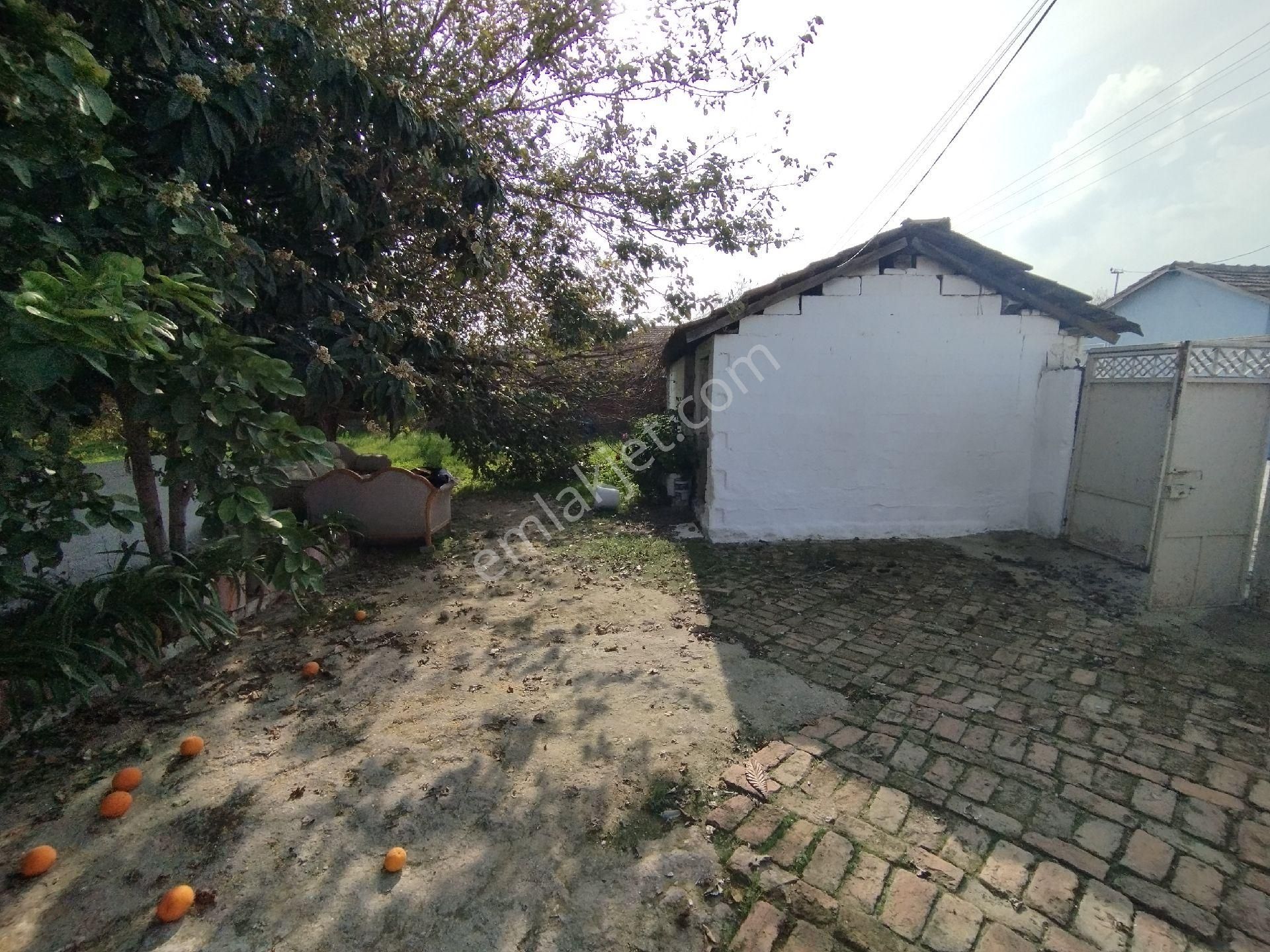 Müstakil Tapulu Ev, Arsa Ve Ahırı Olan 1234 M2 - Görsel 21