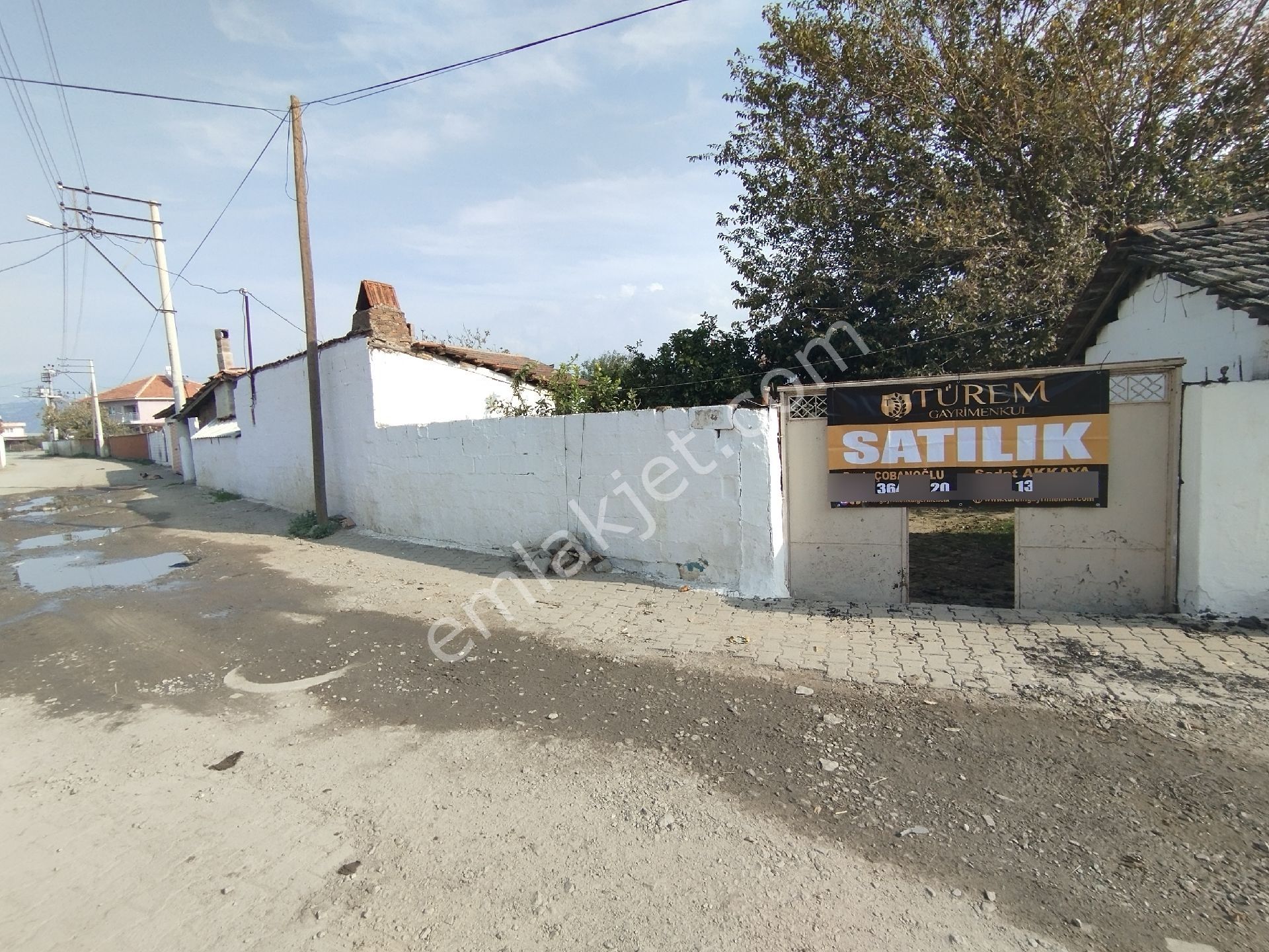 Müstakil Tapulu Ev, Arsa Ve Ahırı Olan 1234 M2 - Görsel 5