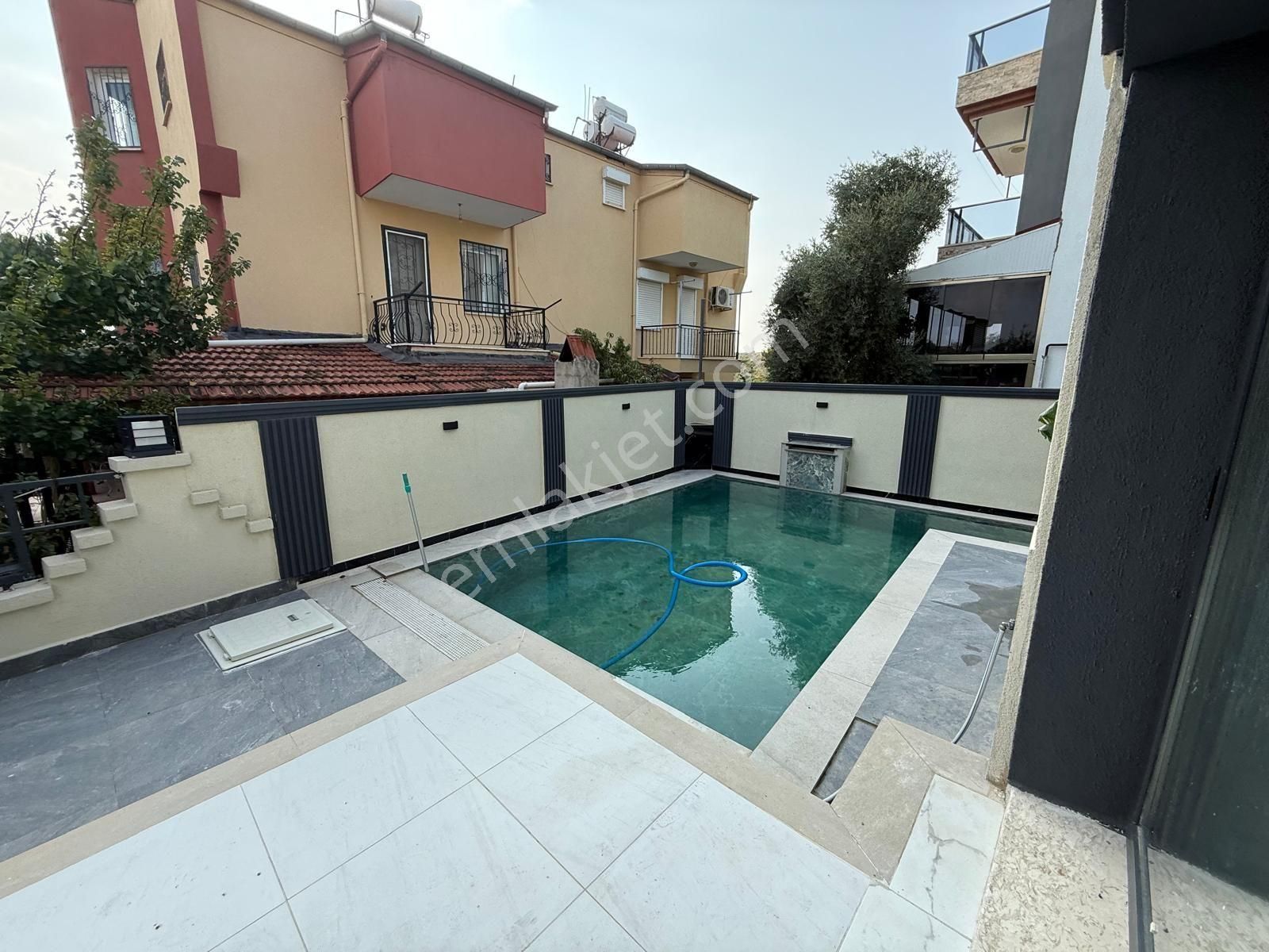 Kuşadası K Denizinde 4+1 Müstakil Sat - Görsel 22