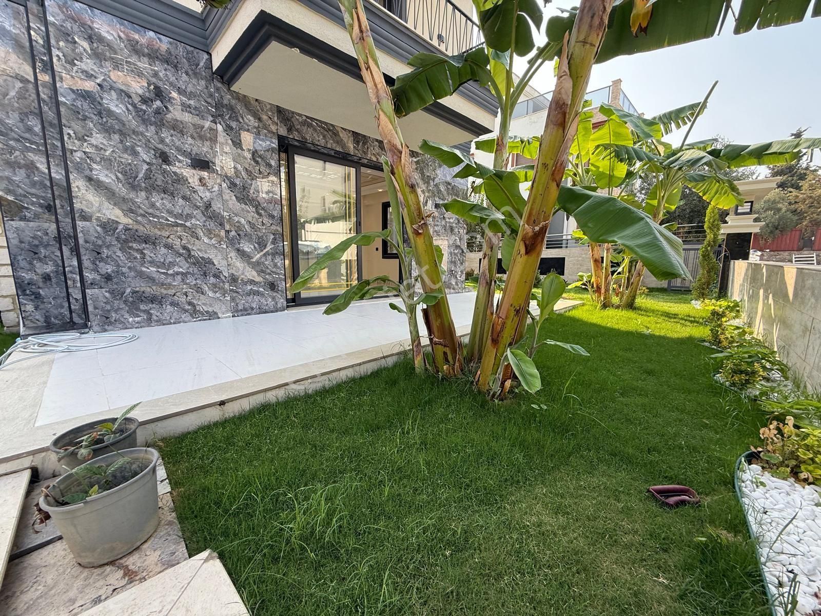 Kuşadası K Denizinde 4+1 Müstakil Sat - Görsel 13