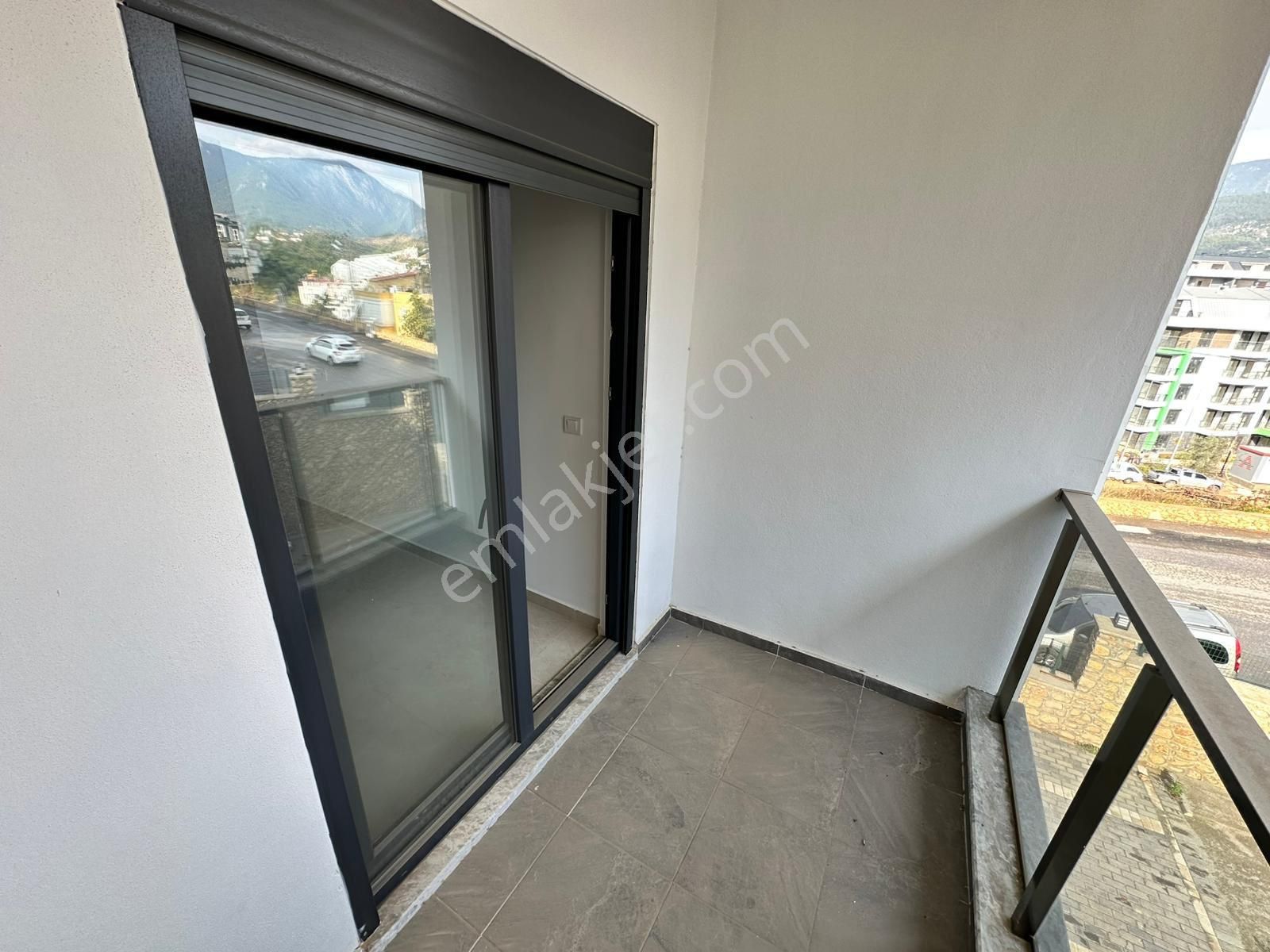 Karakocalı’da 2+1 Ayrı Mutfak 100m² Daire – Havuzlu Sitede - Görsel 13