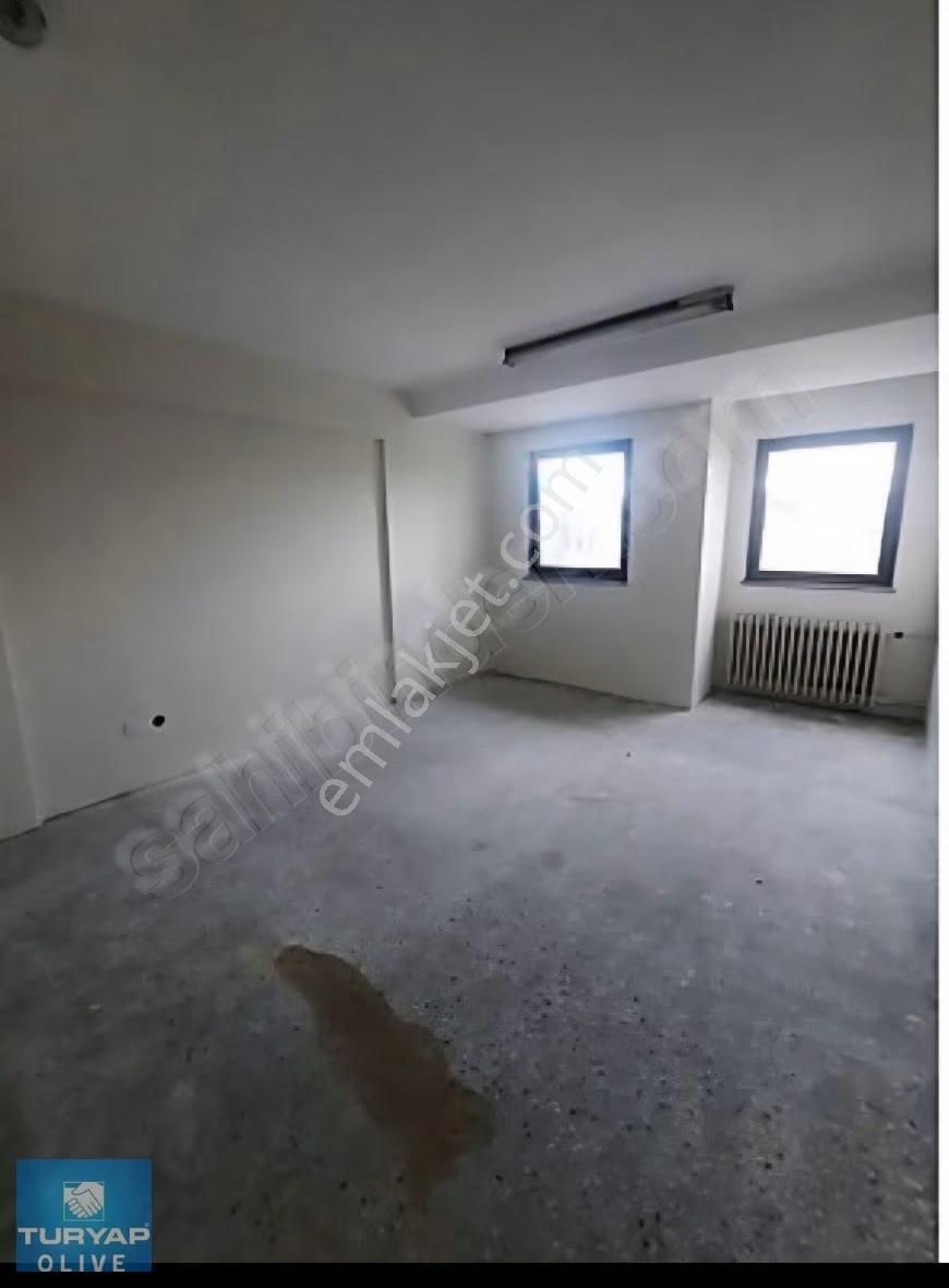 Aksaray Meydanda Kiralık 140 M2 Ofis-işyeri - Görsel 3