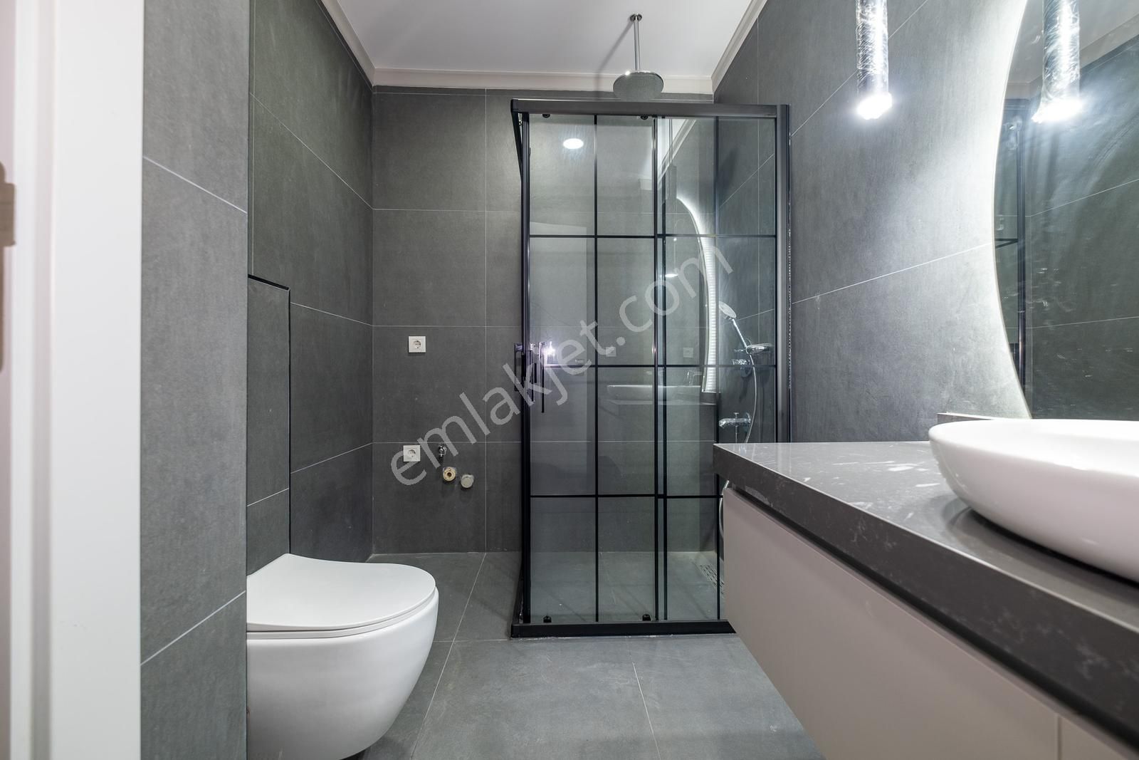 Denize Sıfır, Plajlı Sitede 3+1 Villalar - Görsel 32