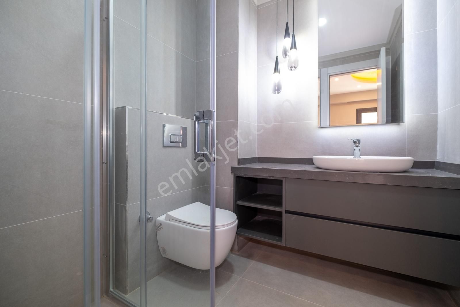 Denize Sıfır, Plajlı Sitede 3+1 Villalar - Görsel 28