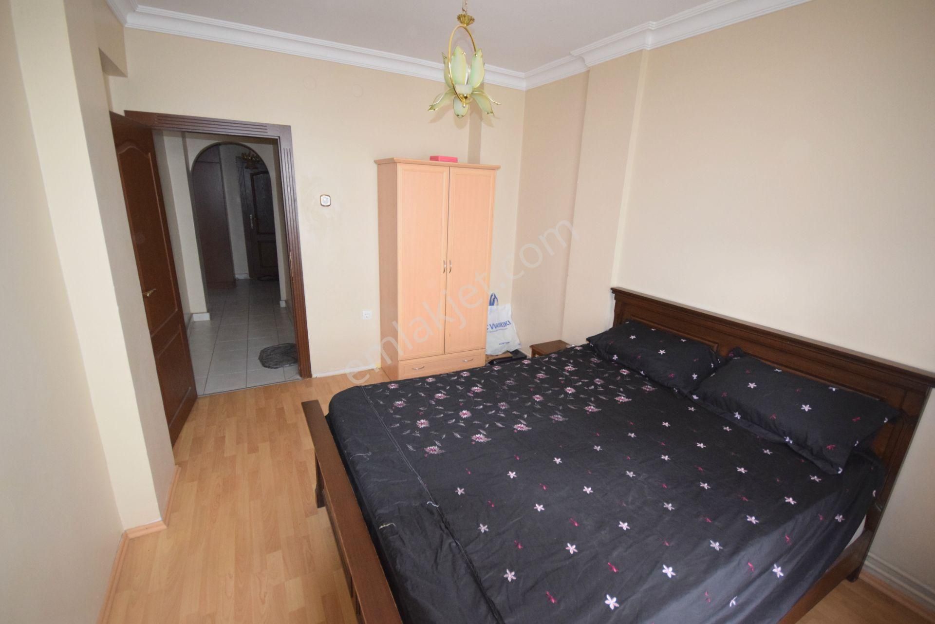 İlk-ev'den Mobilyalı Atayolu Sokakta Bankalarda Arakatta Ön Cephe - Görsel 14