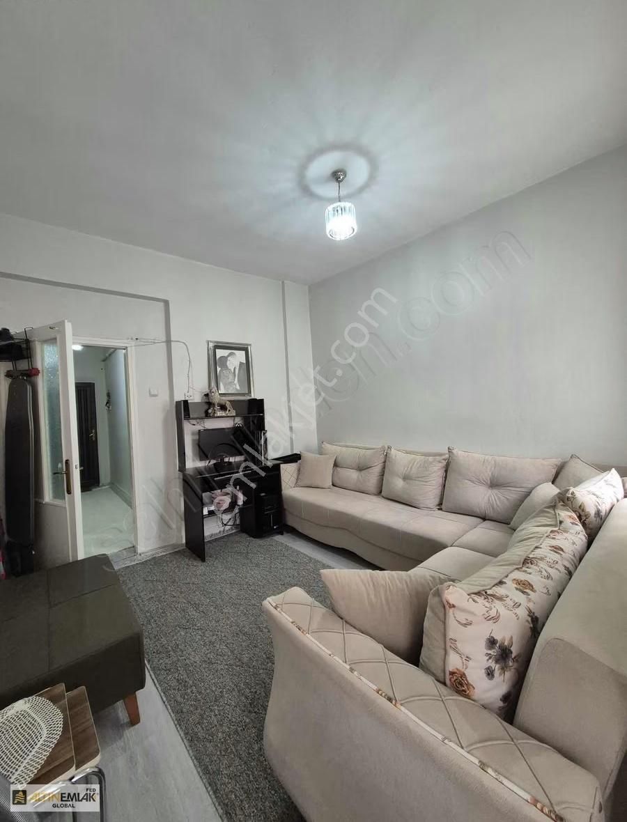 Mithatpaşa Mah. Cadde Üzeri İçi Yapılı 2+1 Satılık Daire