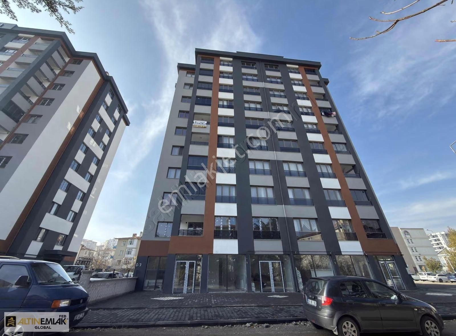 Bahçelievler'de Gülsan Perla Kalitesiyle 3+1 Satılık Daire