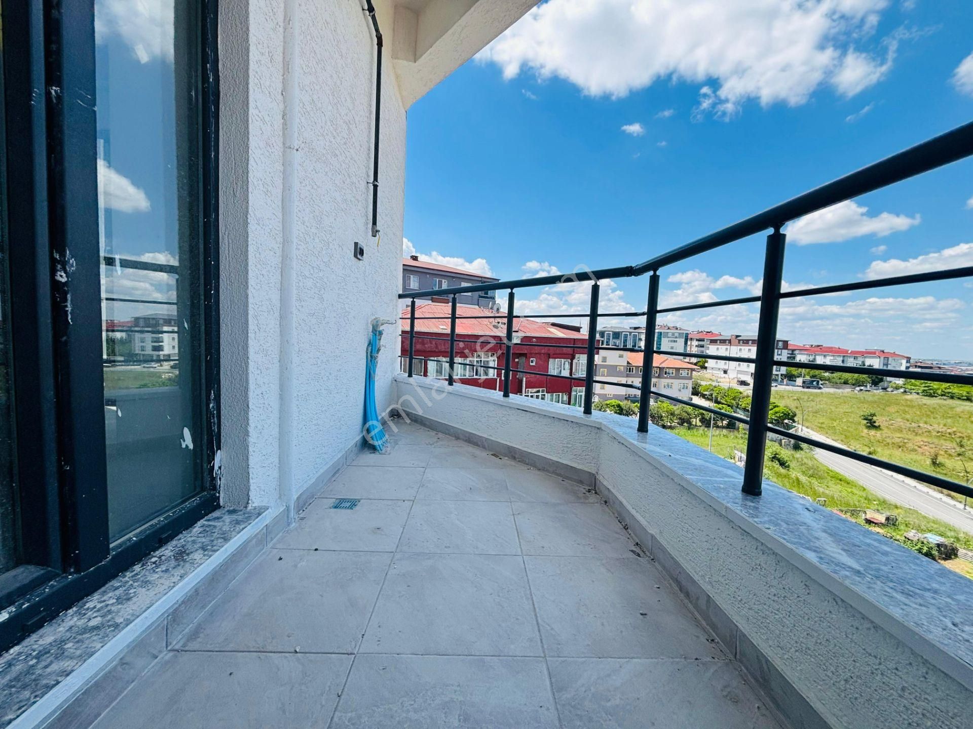 Güven'den Çerkezköyde İskanlı Ebv. Banyolu Sıfır 2+1 Daire - Görsel 9