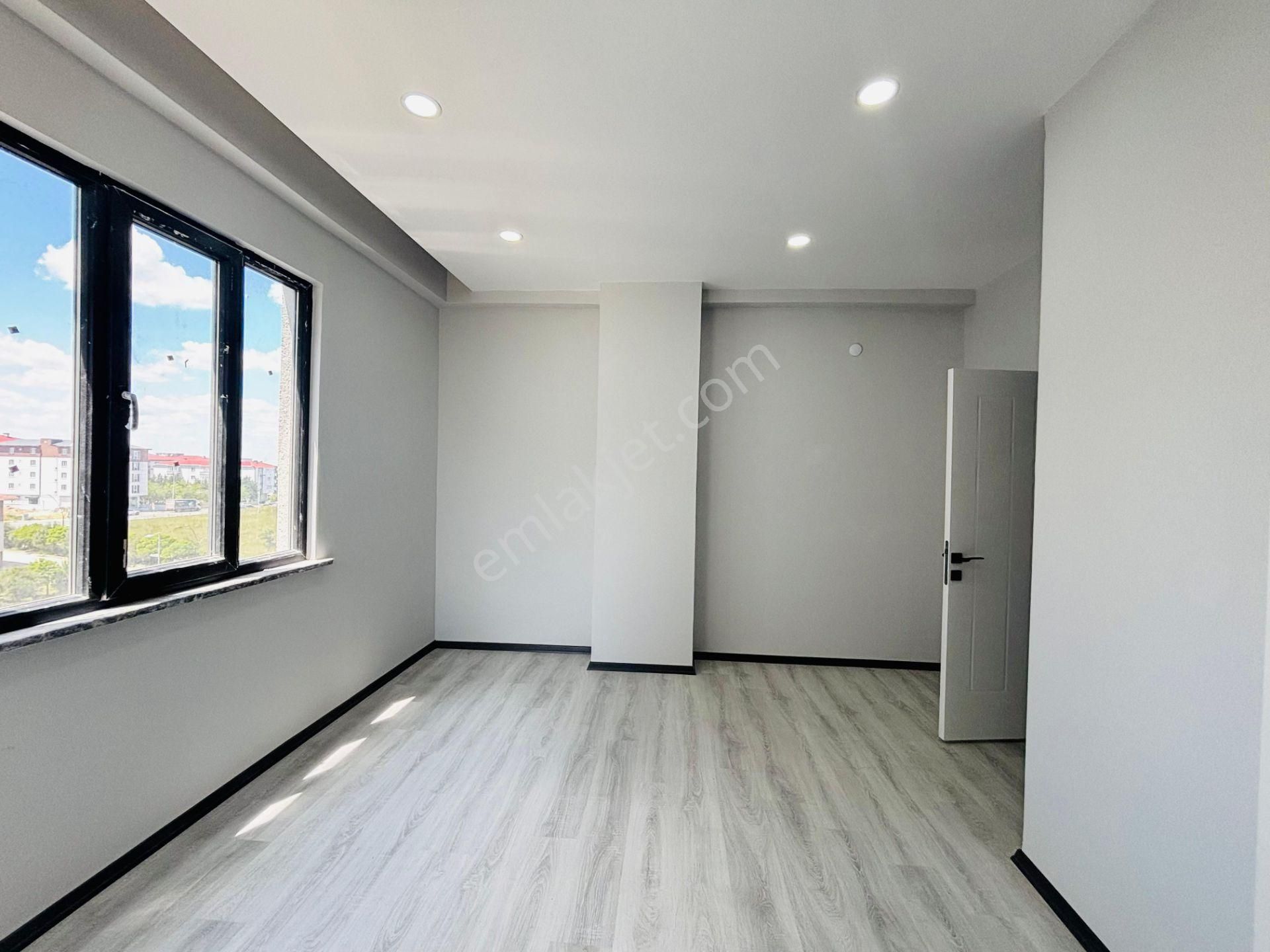 Güven'den Çerkezköyde İskanlı Ebv. Banyolu Sıfır 2+1 Daire - Görsel 16