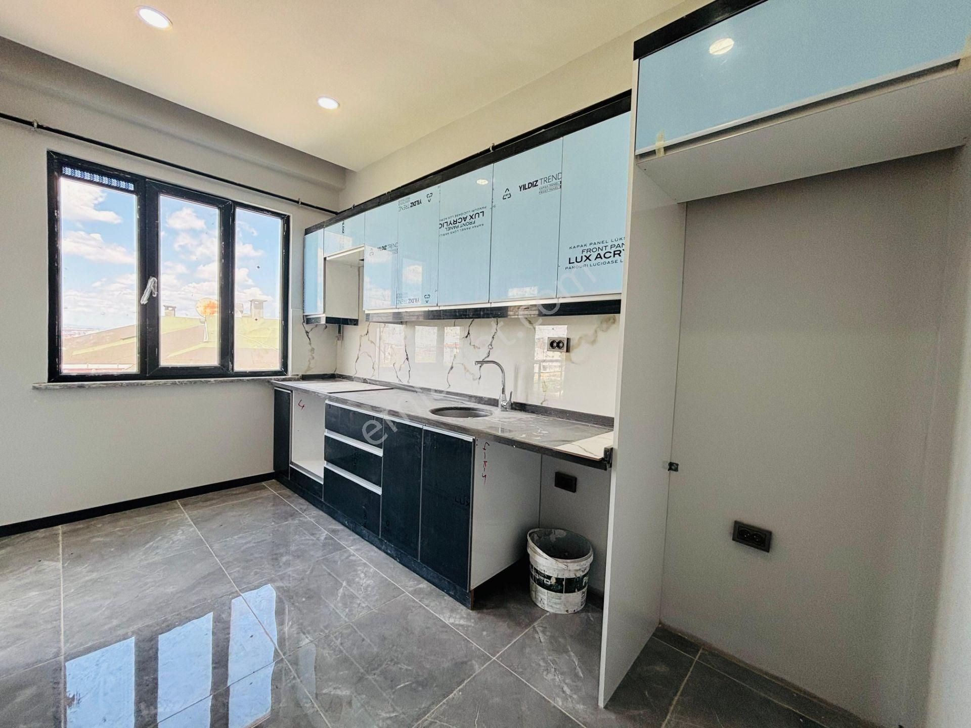 Güven'den Çerkezköyde İskanlı Ebv. Banyolu Sıfır 2+1 Daire - Görsel 8