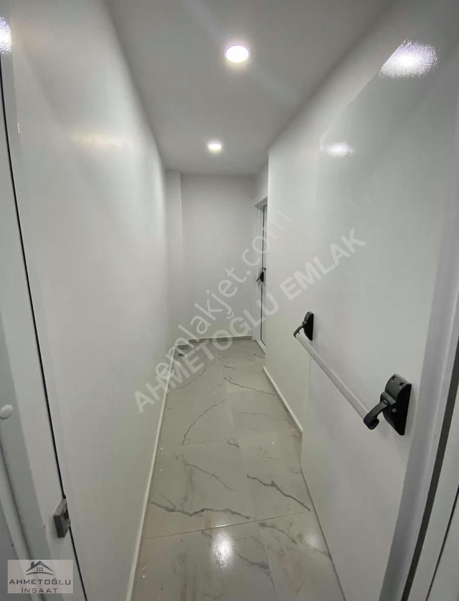Ahmetoğlundan Aydınlıda Ebeveyn Banyolu 3+1 Kiralık Daire - Görsel 16