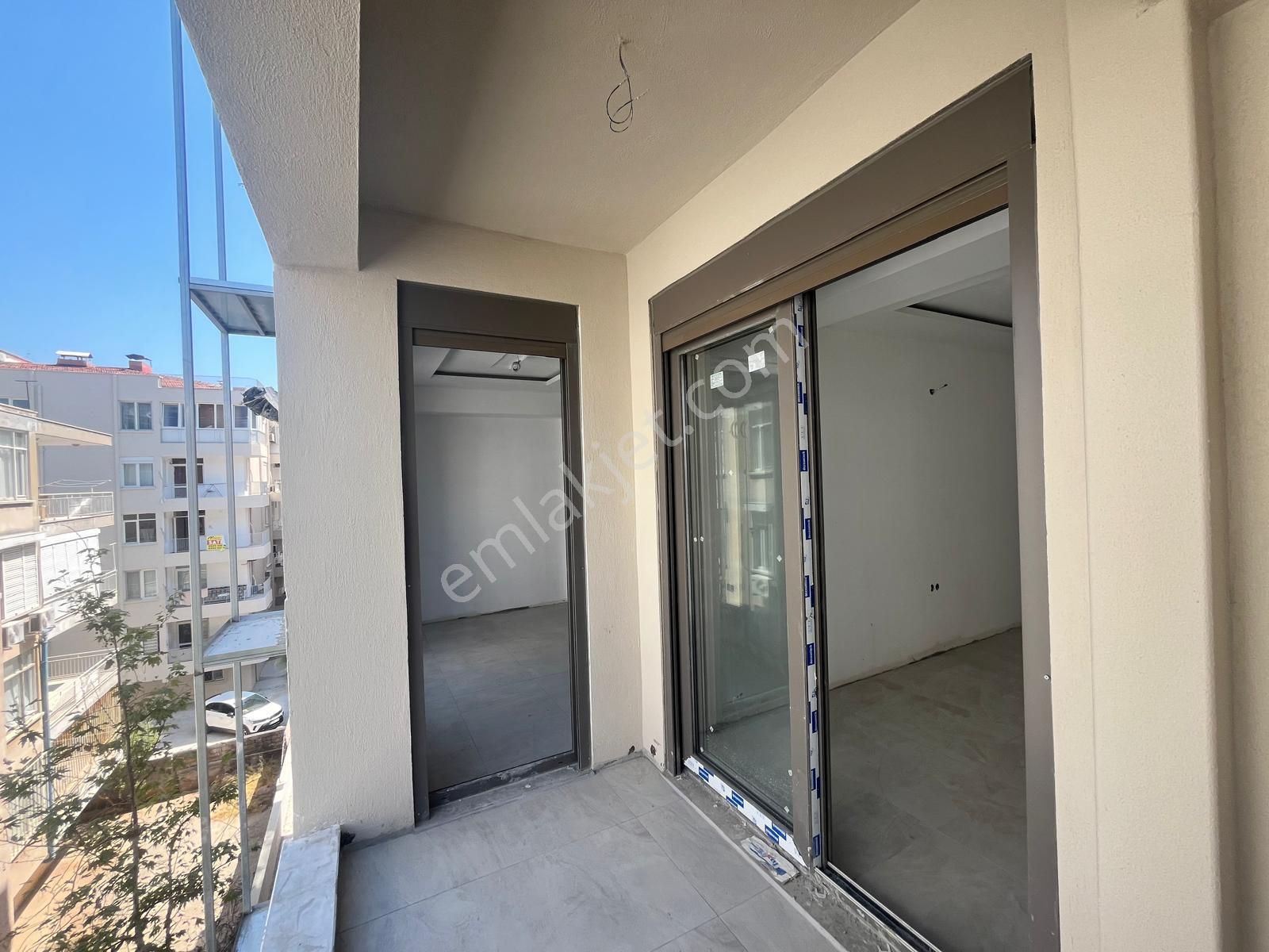 Denize Yürüme Mesafesinde Sıfır Ultra Lüx Kapalı Otoparklı Daireler - Görsel 8