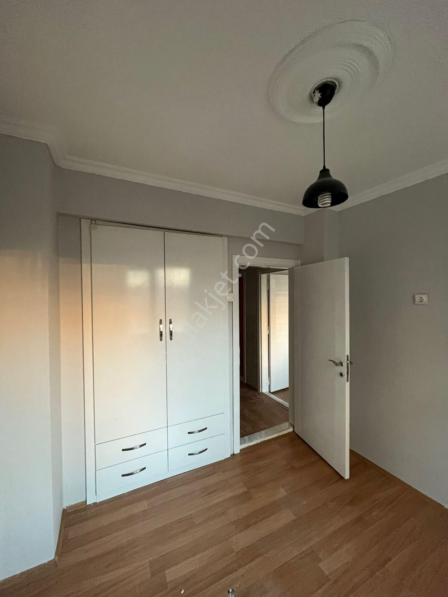 Bahçelievler Mah. Üniverisite Yakını Kombili Kiralık 2+1 Daire - Görsel 24