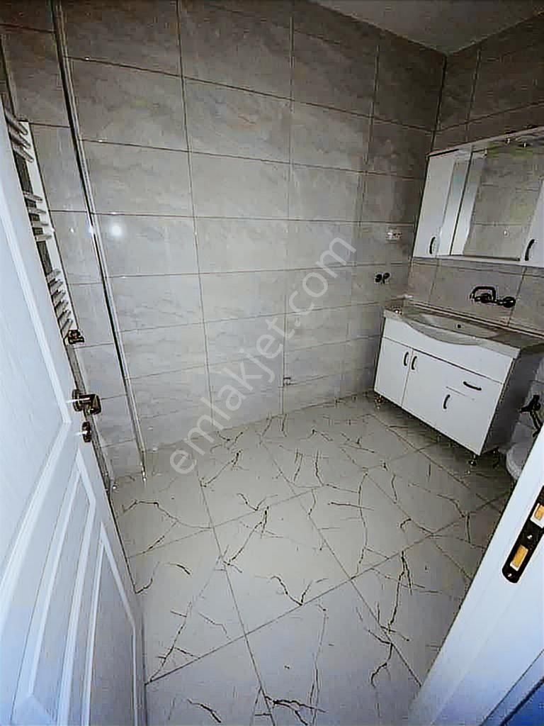 Avcılar Mimarsinan Cad. 3+1 110 M2 3. Kat - Görsel 14