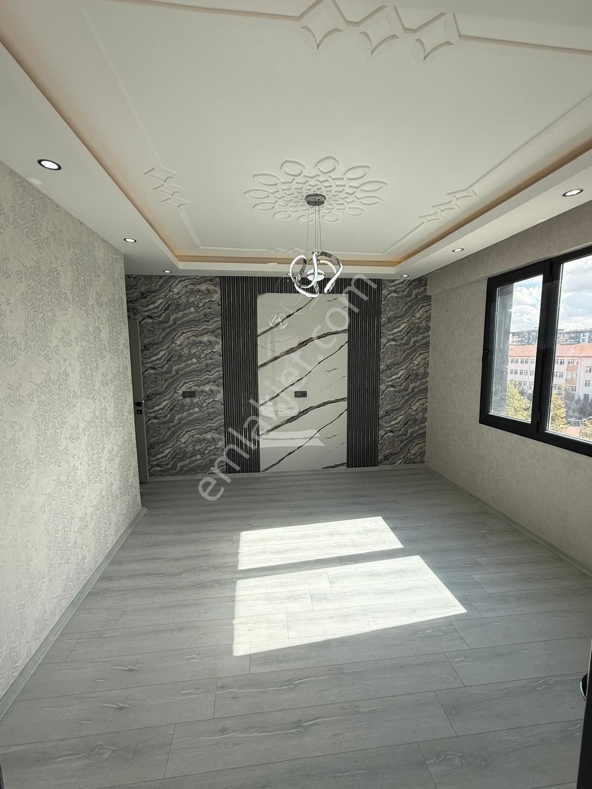 Bilge Emlaktan Abdülhamithanda Satlık 3.5+1 Daire - Görsel 17