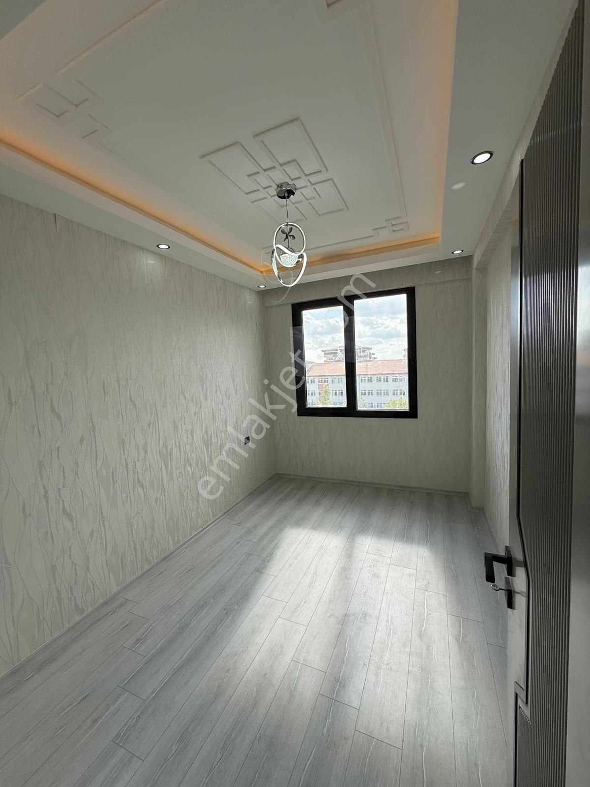 Bilge Emlaktan Abdülhamithanda Satlık 3.5+1 Daire - Görsel 6