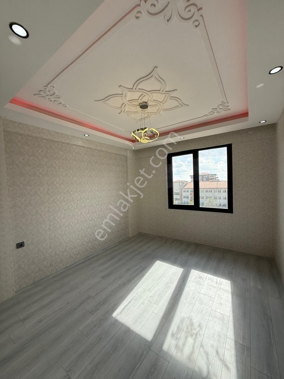 Bilge Emlaktan Abdülhamithanda Satlık 3.5+1 Daire - Görsel 8